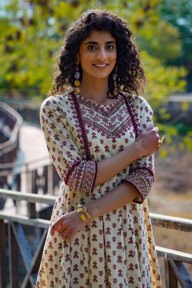 Cream Cambric Floral Print Anarkali Kurta Dress With Mask