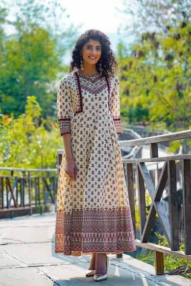 Cream Cambric Floral Print Anarkali Kurta Dress With Mask
