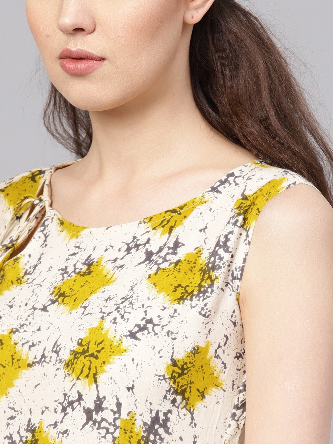 Women's Multicolor Rayon Printed Sleeveless Round Neck Casual Kurta Only