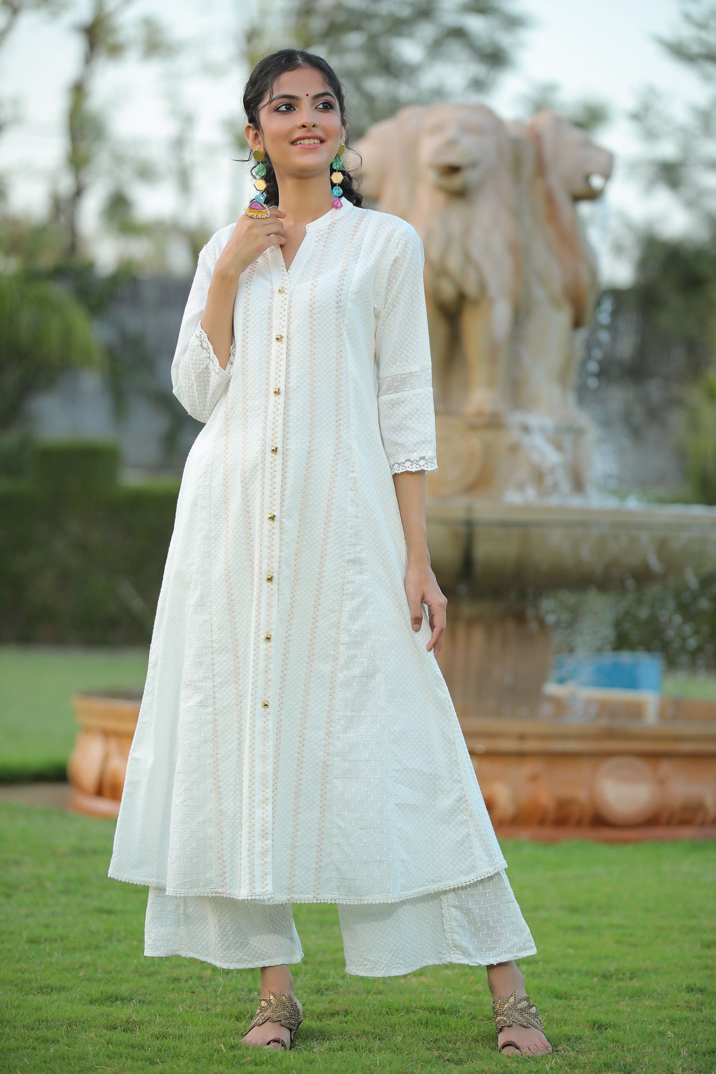 Women's White Cotton Dobby Printed A-Line Kurta With Mask