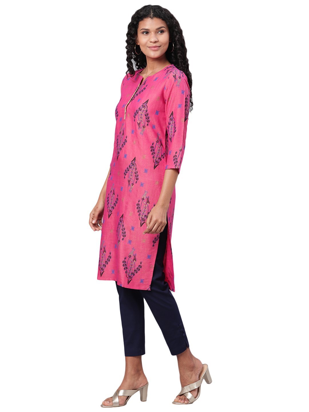 Women's Pink Printed 3/4 Sleeve Rayon Round Neck Casual Kurta Only