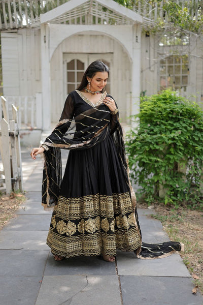 Women's Black Cotton Embroidery Anarkali Set
