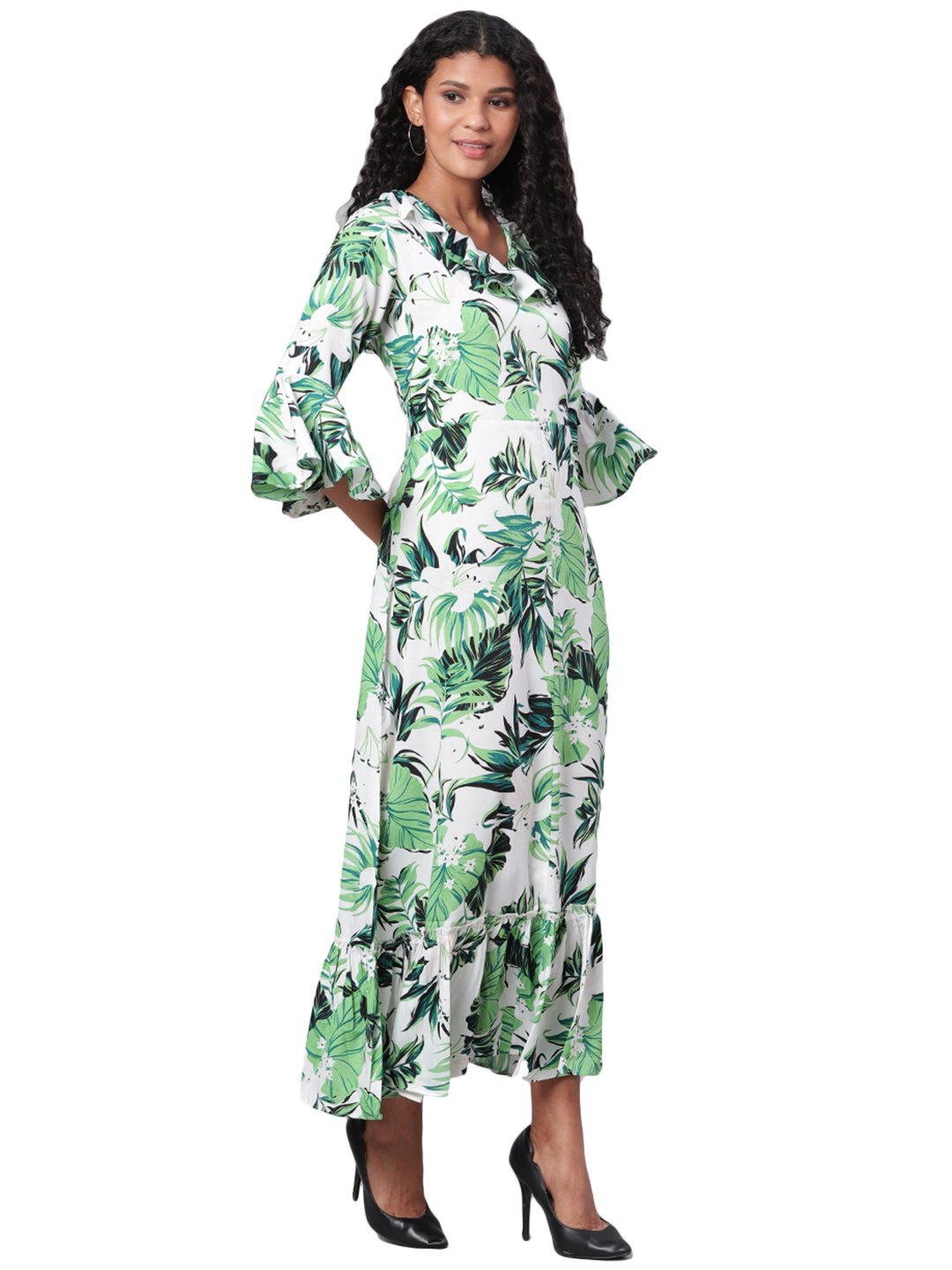 Women's Green Printed 3/4 Sleeve Polyester V Neck Casual Kurta Only