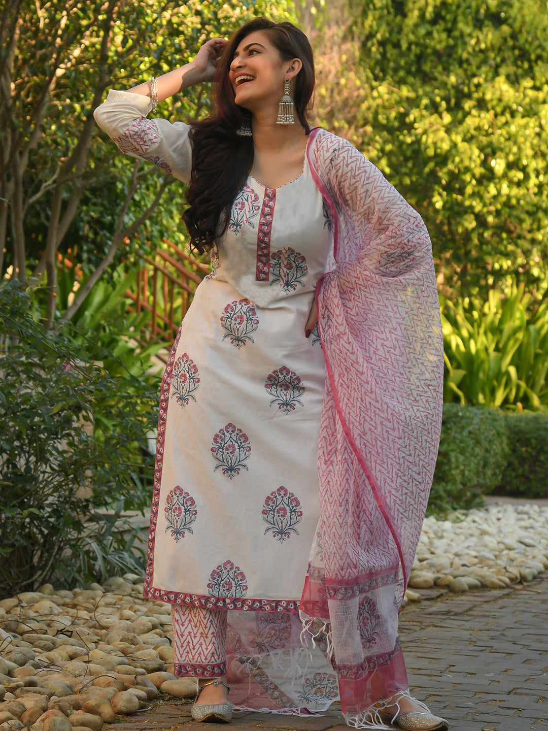 Women's White Printed Pure Cotton Kurta And Pant Set