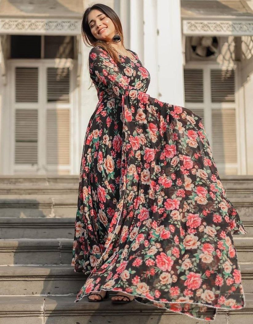 Women's Floral Printed Knee Length Elbow Length Sleeves Round Neck Kurti And Palazzo Set With Net Dupatta