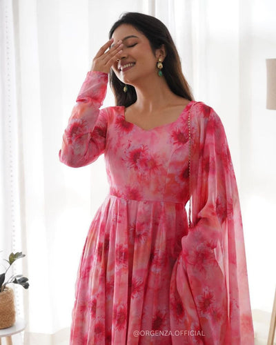 Women's Floral Printed Knee Length Elbow Length Sleeves Round Neck Kurti And Palazzo Set With Net Dupatta