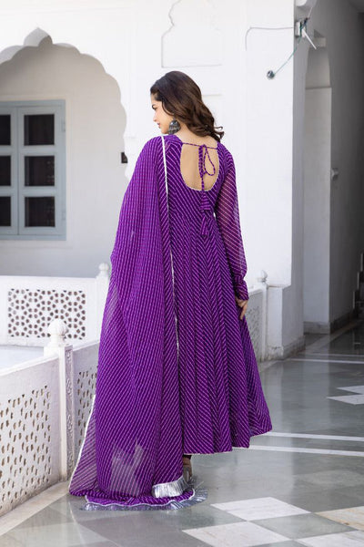 Women's Floral Printed Knee Length Elbow Length Sleeves Round Neck Kurti And Palazzo Set With Net Dupatta