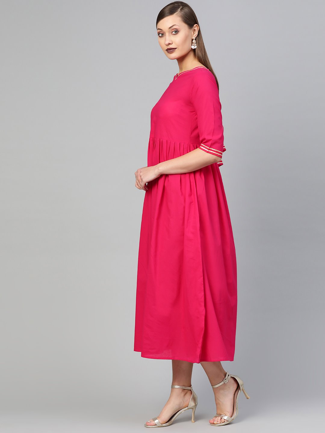 Women's Magenta Solid Maxi Dress