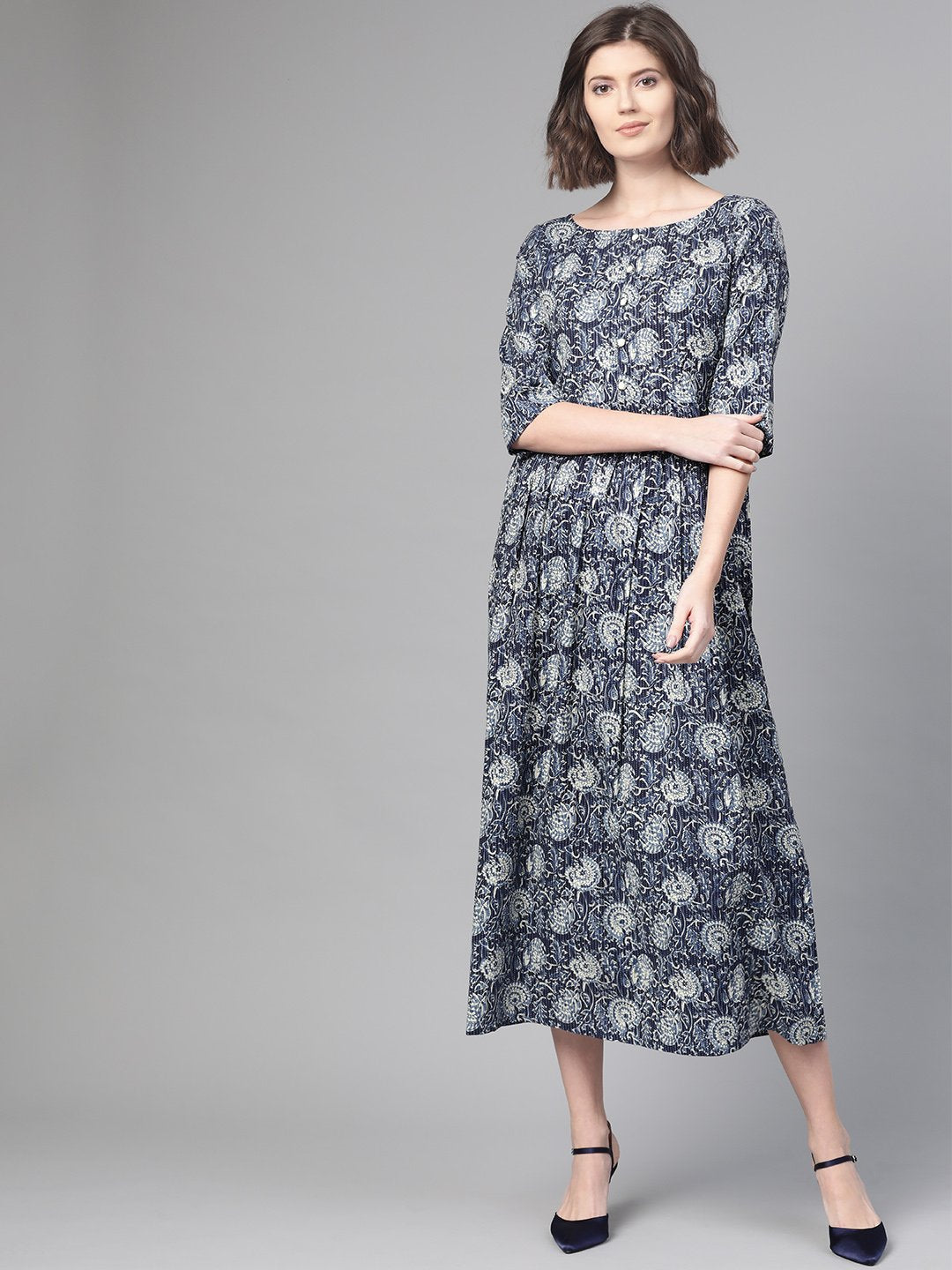 Women's Nayo Navy Blue & Cream Floral Printed Maxi Dress