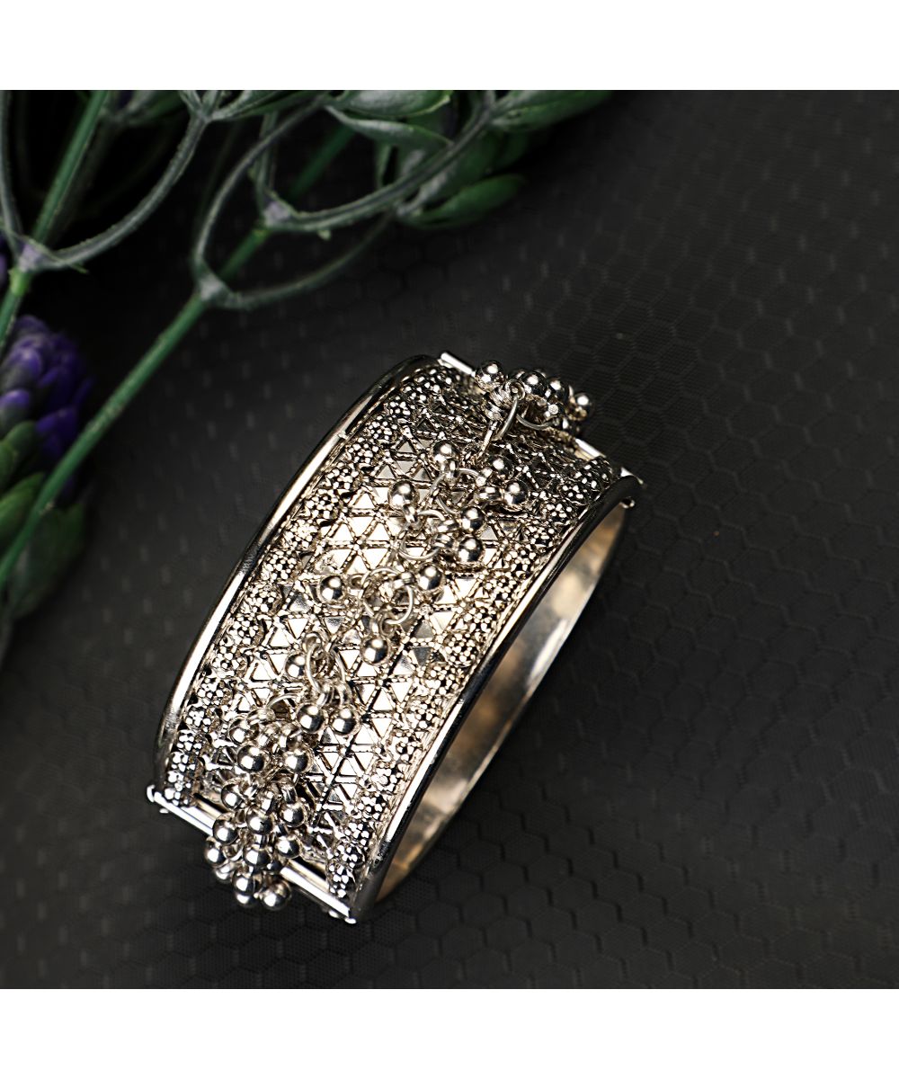 Women's Contemporary Oxidised Broad Bracelet with ghungru studded