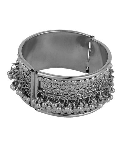 Women's Contemporary Oxidised Broad Bracelet with ghungru studded