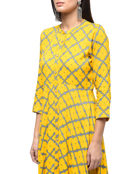 Women's Green Cotton Printed Regular Sleeves Collared Neck Casual Kurta Only