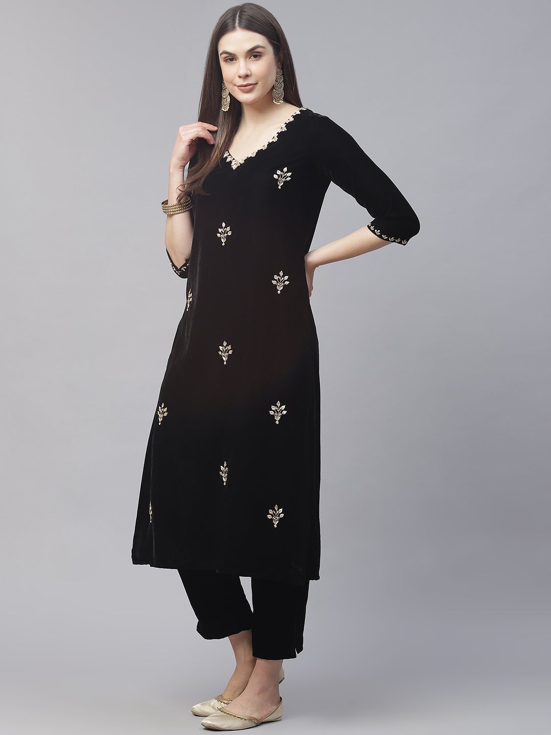 Women's Black Velvet Hand Work Kurta Pant With Net Dupatta Set