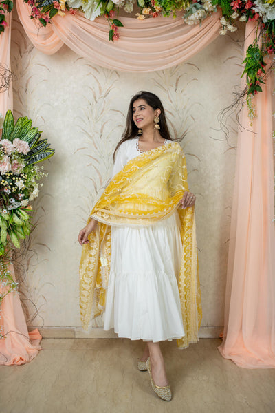 Women's White 3-Tiered Kurta With Dupatta