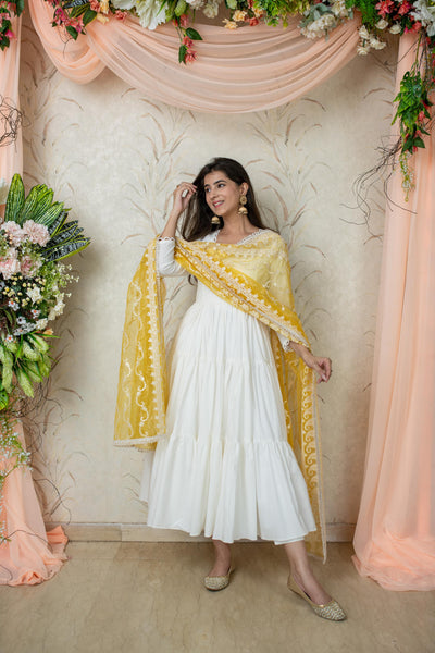 Women's White 3-Tiered Kurta With Dupatta