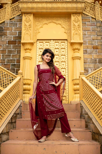 Women's Maroon Georgette Kurta Set
