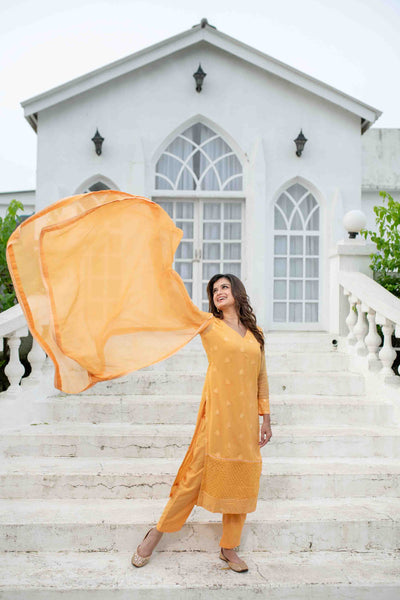 Women's Light Orange Thread Work Kurta Set