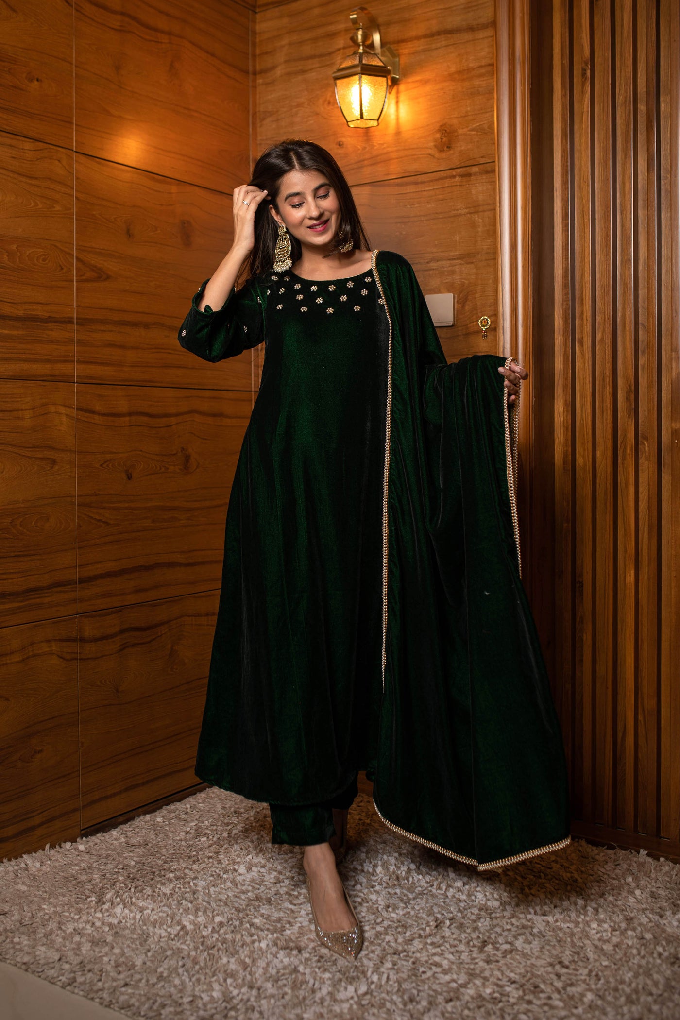Women's Bottle Green Hand Work Velvet Kurta Set