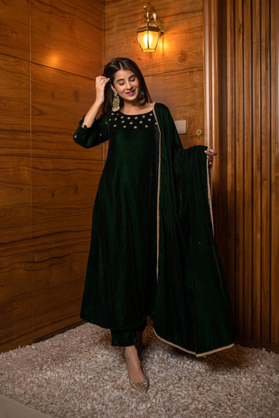 Women's Bottle Green Hand Work Velvet Kurta Set