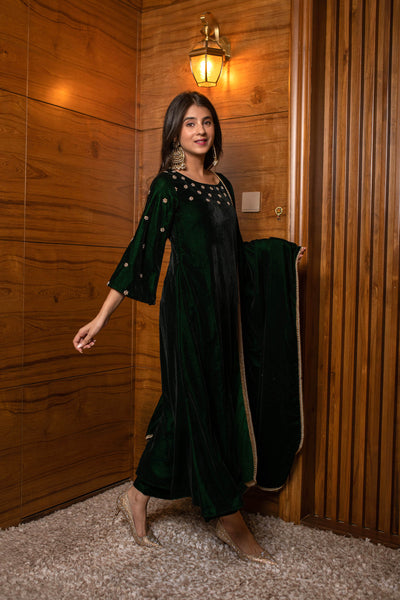 Women's Bottle Green Hand Work Velvet Kurta Set