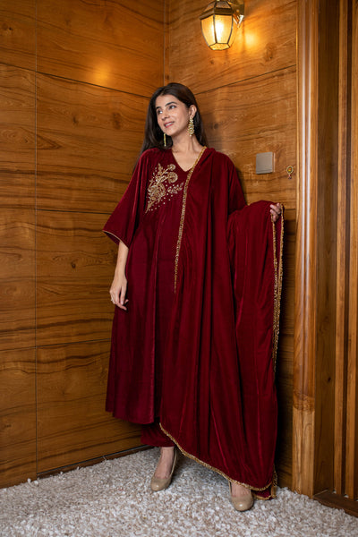 Women's Maroon Velvet Hand Work Kurta Set