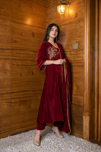 Women's Maroon Velvet Hand Work Kurta Set
