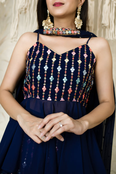 Women's Blue Paplum Thread Work Pallazo