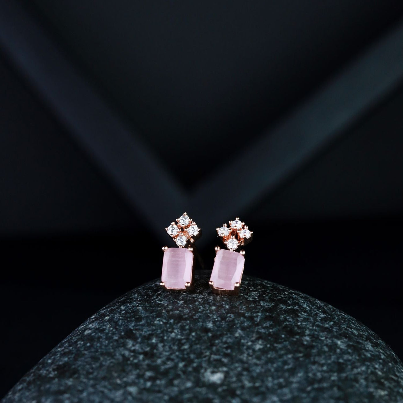 Women's Valentine'S Special 18K Rose Gold Plated Pink Cz & American Diamond Beautiful Studs Earrings (E3069Pi)