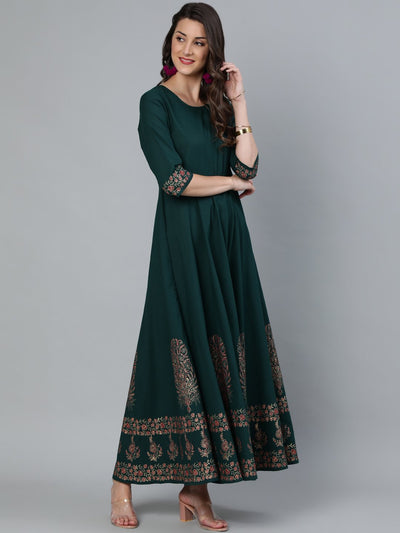 Women's Green & Gold Block Printed Maxi Dress With Three Quarter Sleeves