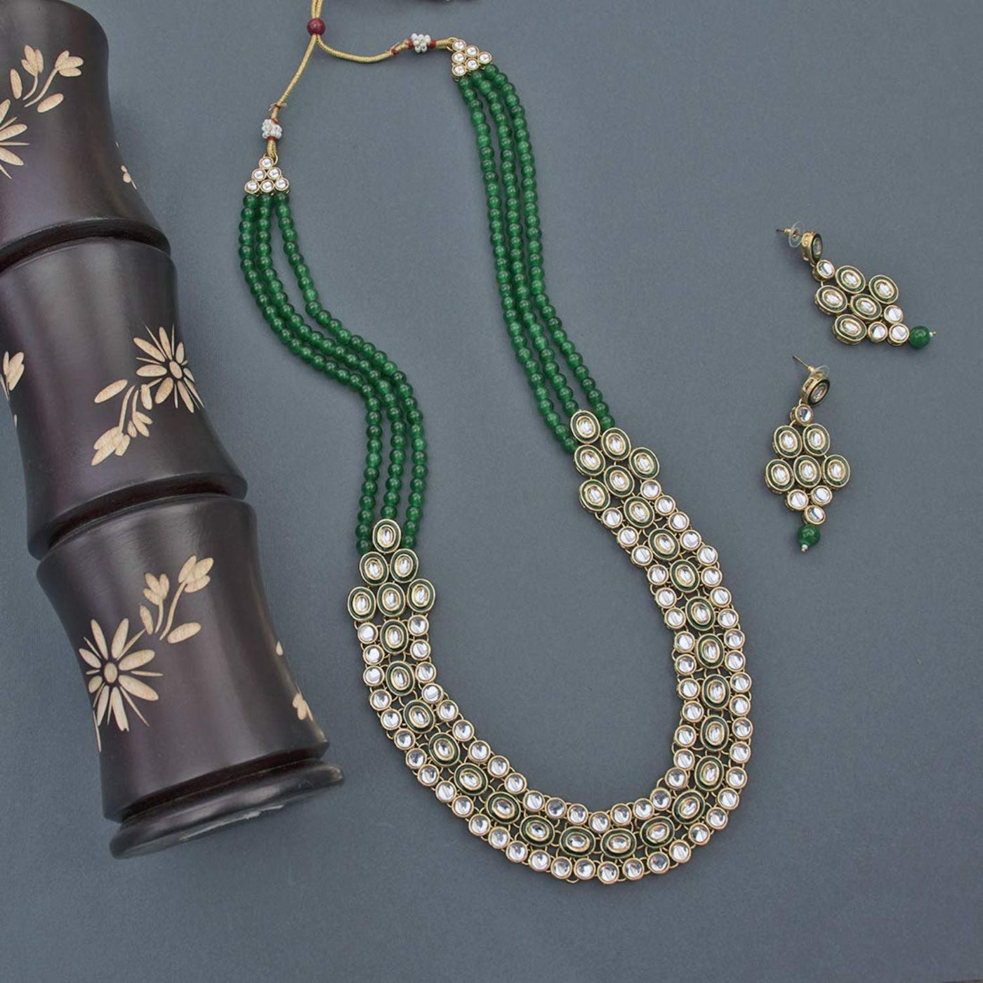 Women's 18K Gold Plated Traditional Stunning Green Meenakari Kundan Studded Pearl Necklace Jewellery Set with Earrings