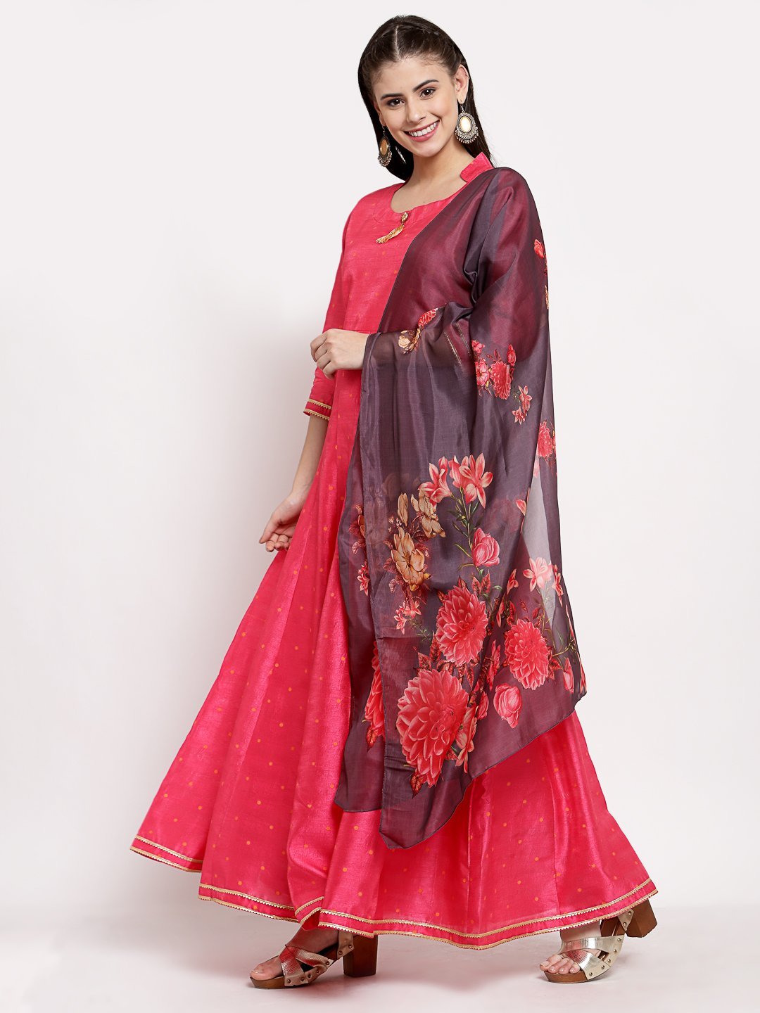 Women's Pink Silk Solid 3/4 Sleeve Round Neck Casual Anarkali Gown