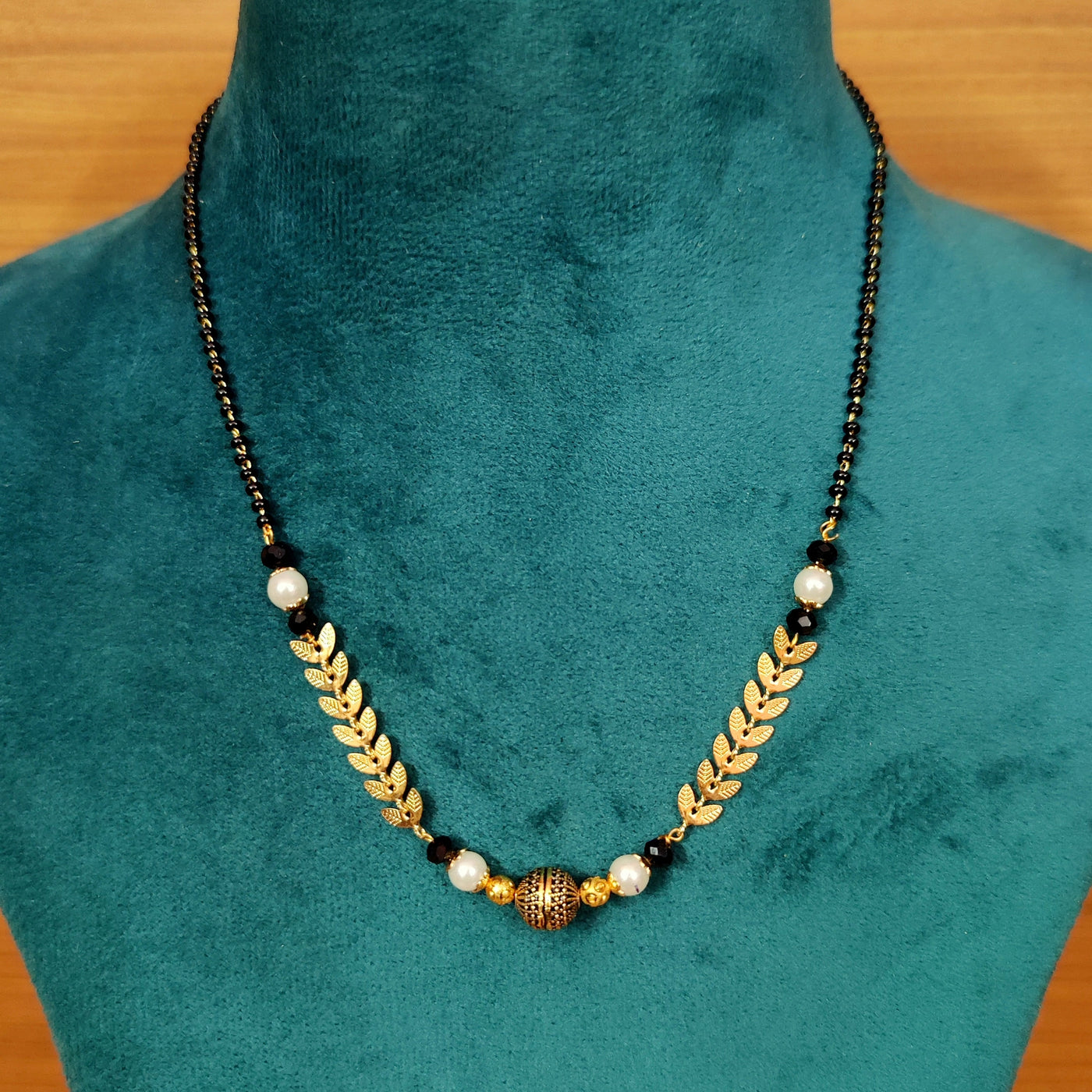 Women 's Gold Plated Antique Bead & Pearl Mangalsutra