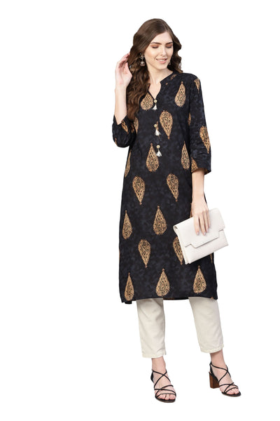 Women's Maroon Rayon Printed 3/4 Sleeve Round Neck Kurti
