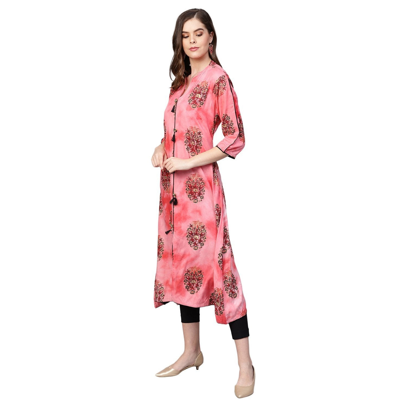 Women's Pink Rayon Printed 3/4 Sleeve Round Neck Kurti