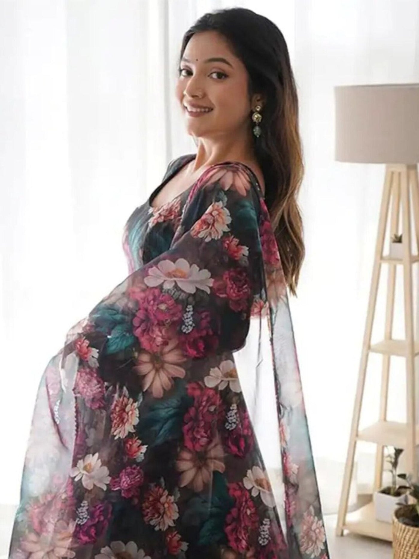 Women's Flared Georgette Anarkali With Printed Dupatta Set (Black)