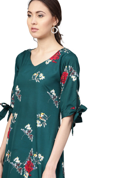 Women Green Printed Kurti by Myshka (