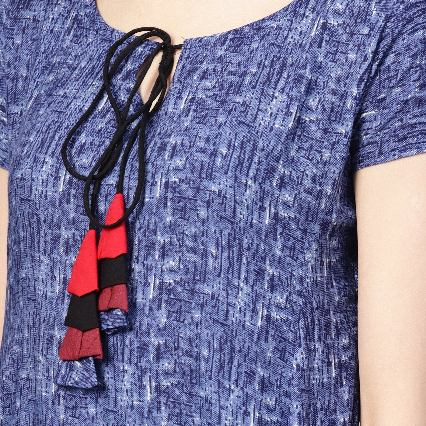 Women's Blue Cotton Printed Short Sleeve Round Neck Casual Kurta Only