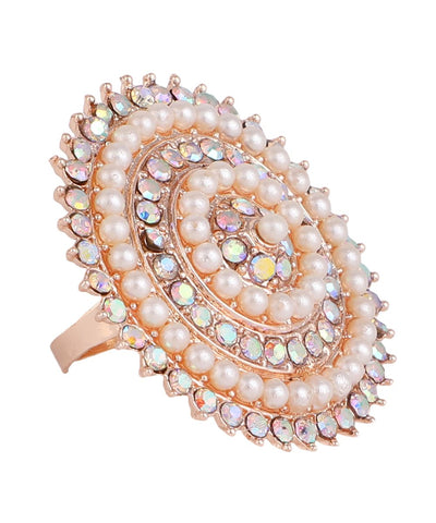 Women's Rose Gold Stone and Pearl Studded Round Shaped Cocktail Ring