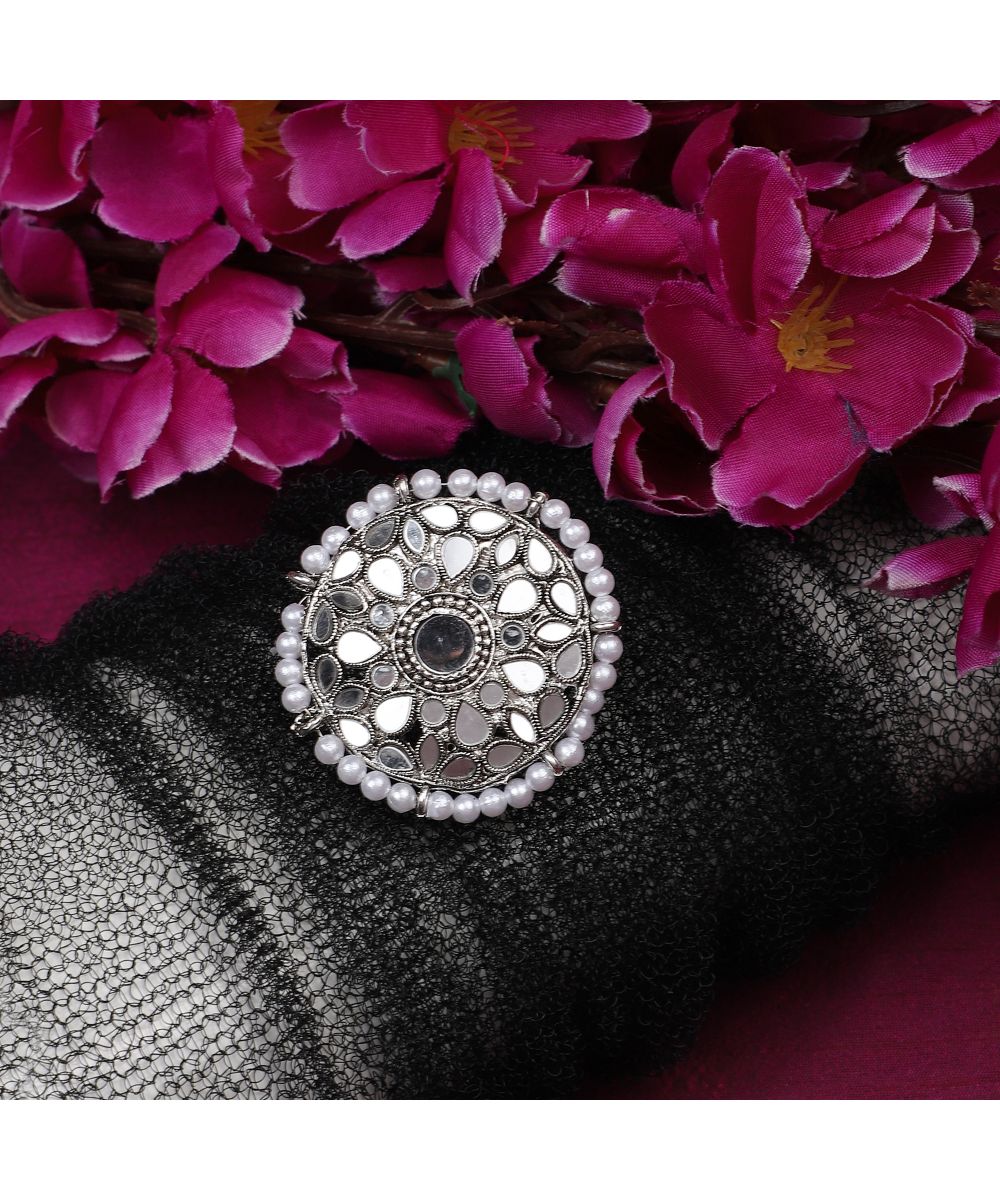 Women's Silver Plated Oxididsed Mirror and Pearl Studded Contemporary Ring