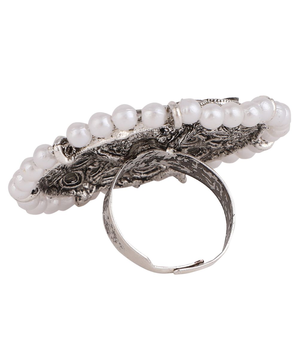 Women's Silver Plated Oxididsed Mirror and Pearl Studded Contemporary Ring
