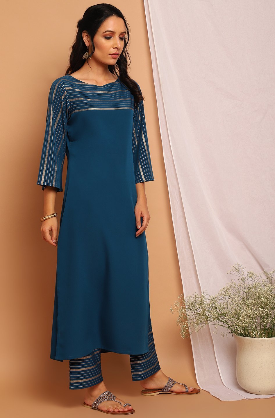 Women's Teal Poly Crepe Kurta With Palaz