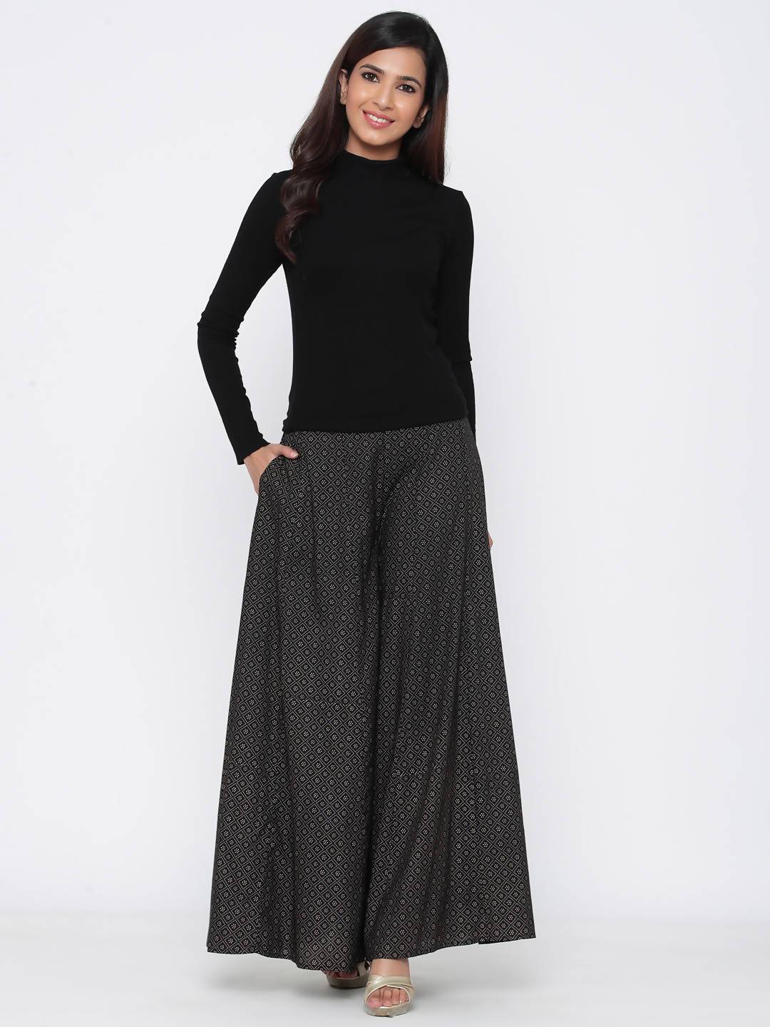 Women's Black Rayon Printed Flared Palazzo