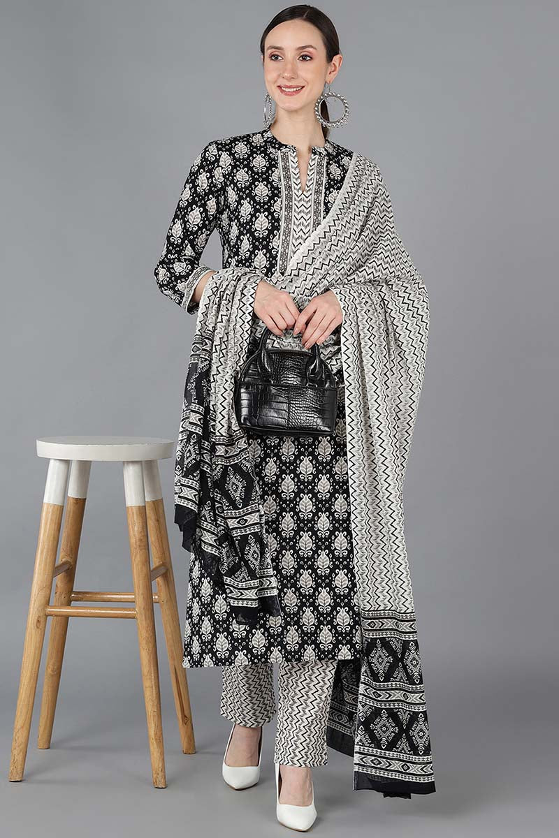 Women's Cotton Blend Abstract Printed Kurta Pants With Dupatta