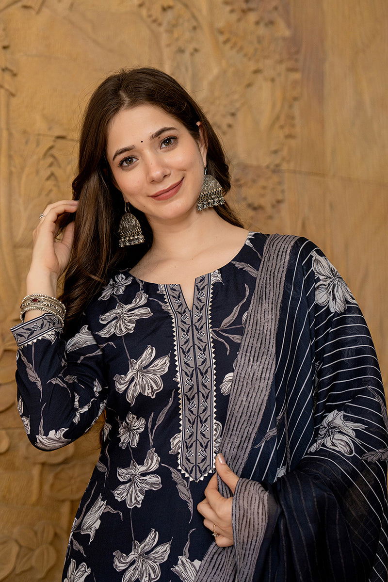 Women's Black Rayon Blend Floral Printed Straight Kurta Trouser With Dupatta