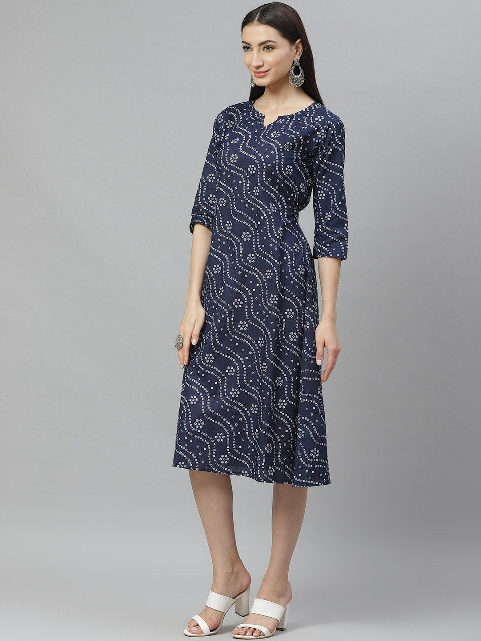 Women's Navy Blue Cotton Printed 3/4 Sleeve Round Neck Casual Dress