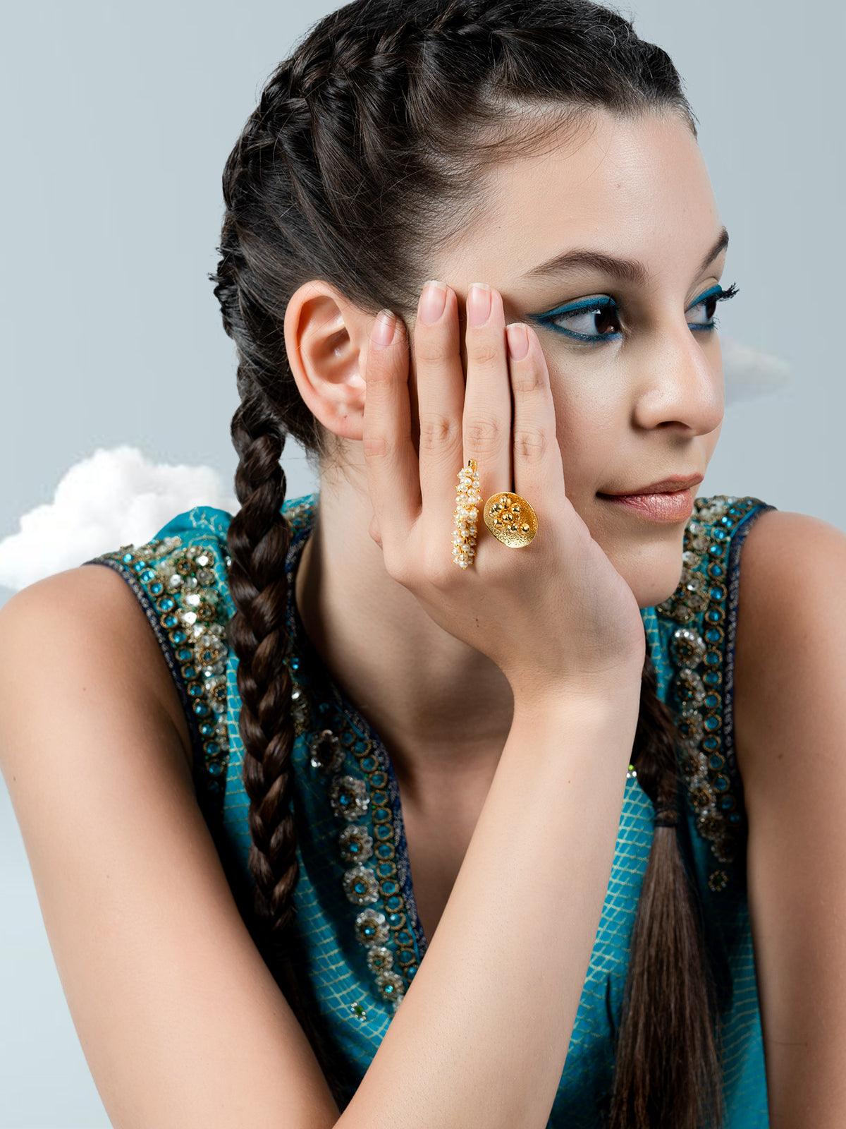 Women's Beautiful Gold Tone Pearl Rin