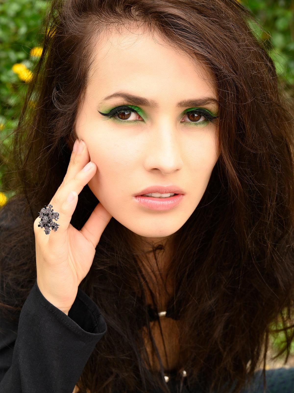 Women's Black Beaded Silver-Tone Statement Finger Ringã‚