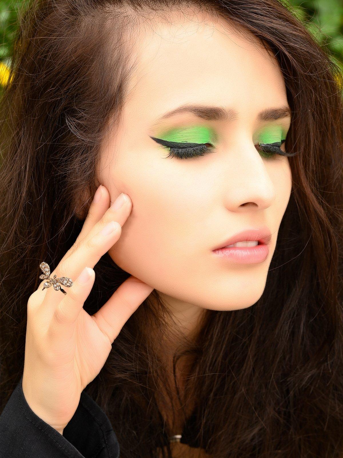 Women's Butterfly Shaped Gold Tone Finger Ringã‚