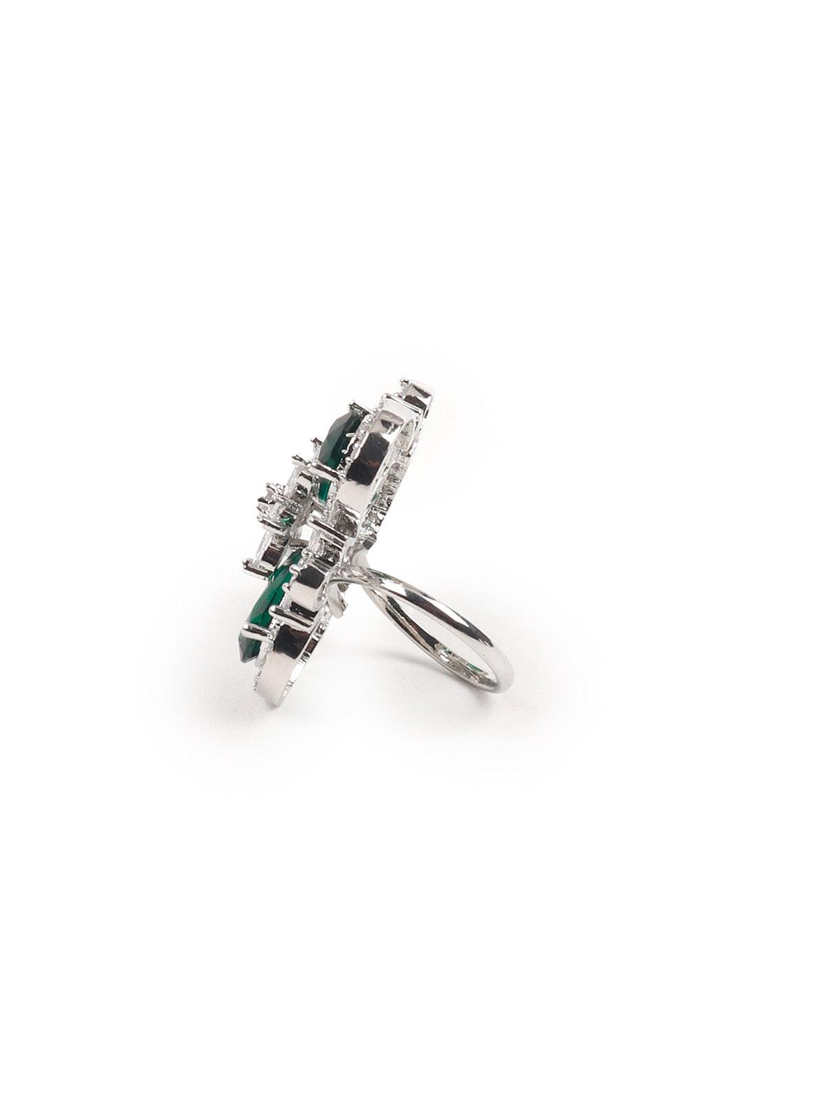 Women's Emerald Green Diamonds Embellished Rin