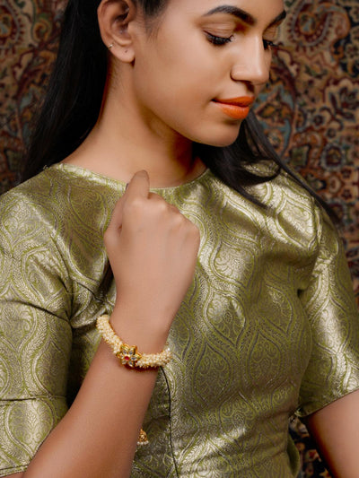 Women's Gold Tone Pretty Pearl Bracele